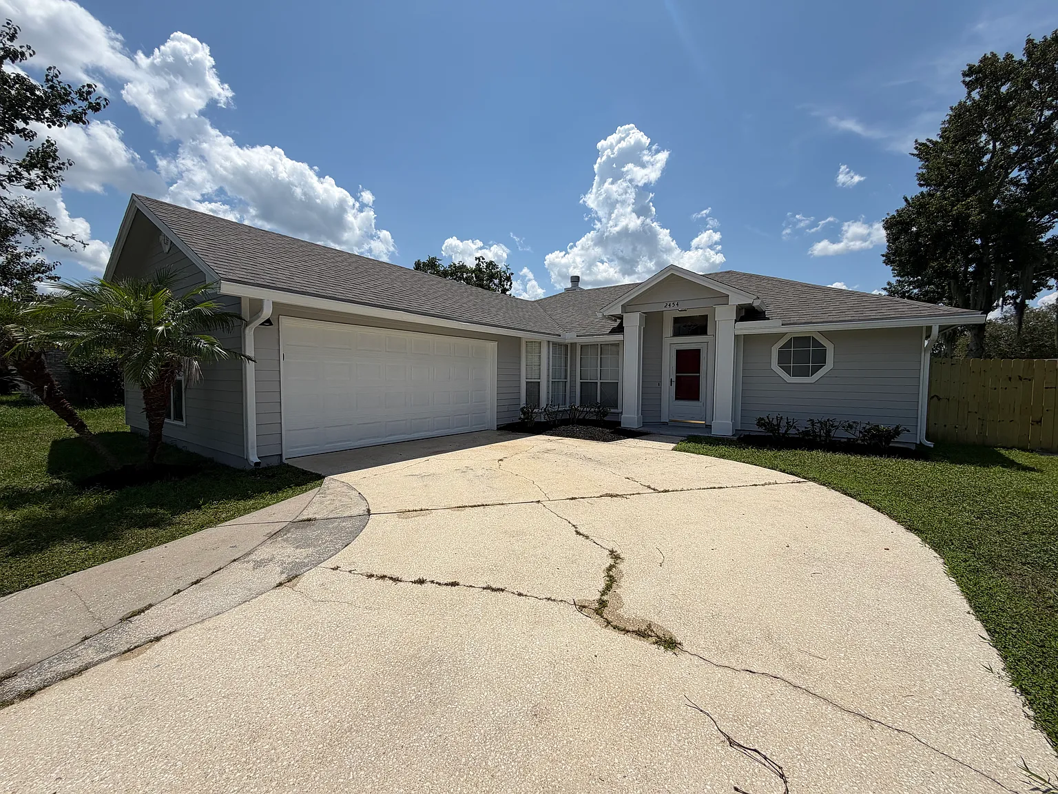3 bed, 1496 sqft, $2,000 — Photo 1