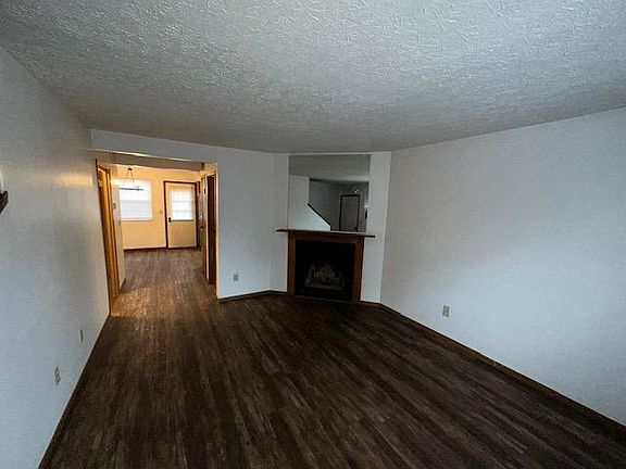 3rd image of 966 Hidden Acres Ct #966
