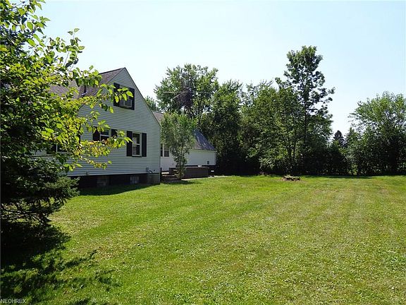 2nd image of 807 Moyer Ave