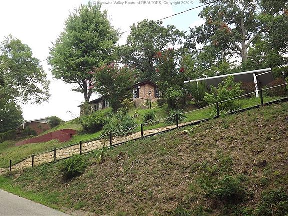 2nd image of 731 Mayflower Dr
