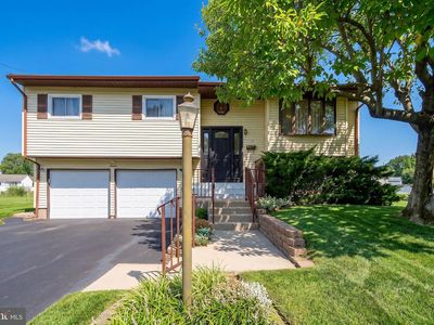 13 Gary Dr, Hamilton, NJ, 08690