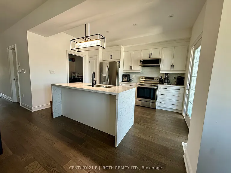 13 Harvest Cres — Photo 11