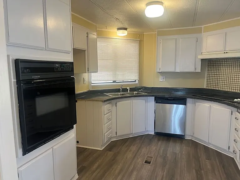 10750 E Earle Way — Photo 9