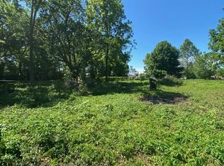 2727 W Webster St, Springfield, MO 65802