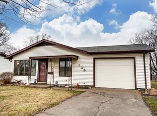 139 S Park Ln, Butler, IN 46721
