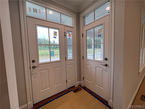 4th image of 4112 Ambergrove Ave