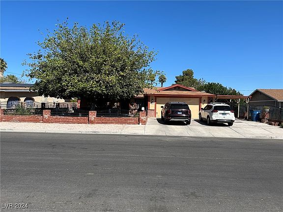 3rd image of 4738 Yuma Ave