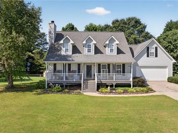 481 Lisa Cir, Winder, GA 30680