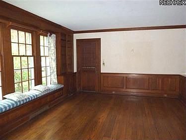 5th image of 32050 Fairmount Blvd