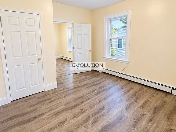 5th image of 74-76 Oak St #2N