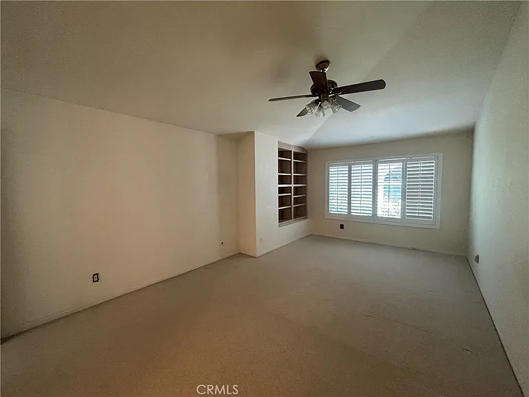 928 Lotus Cir — Photo 35