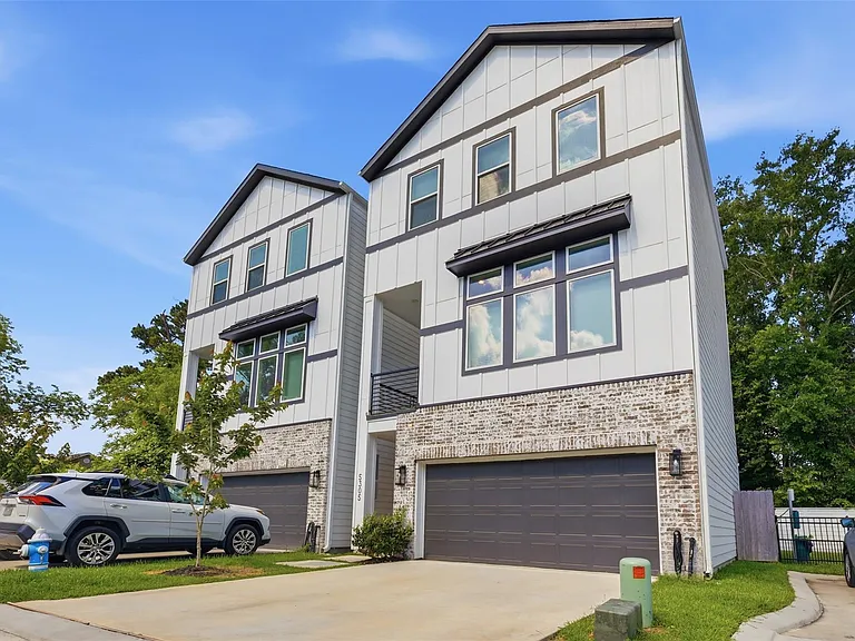 5305 Donovan Gardens Ln — Photo 2