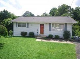 3333 Grandview Cir, Kingsport, TN 37660