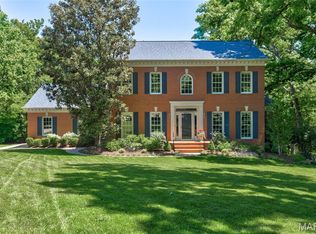 452 Meyer Ave, Saint Louis, MO 63122