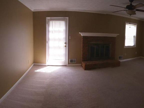 2nd image of 1060 Westfield Trce SE