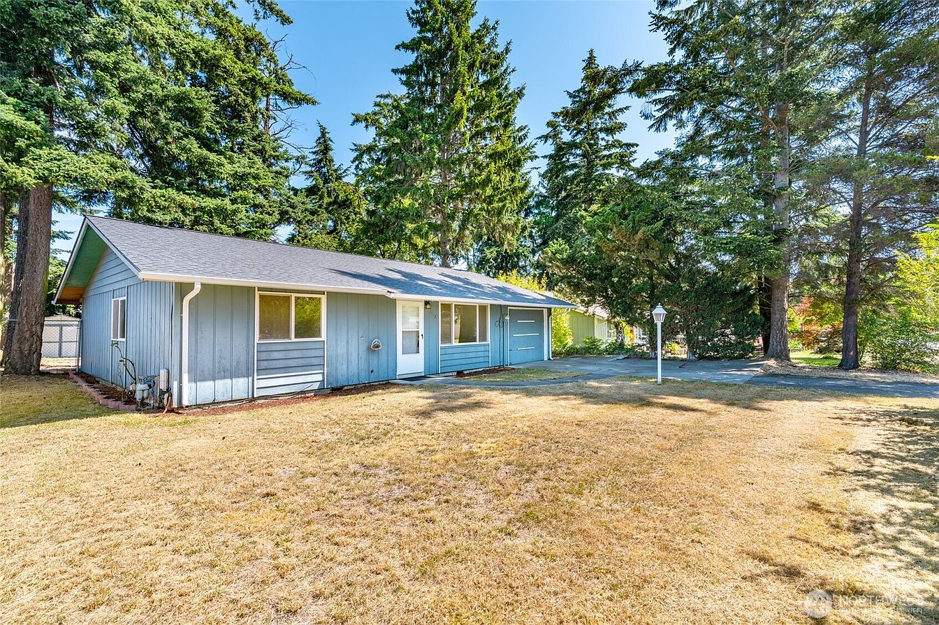 1st image of 1112 Ridgeway Drive