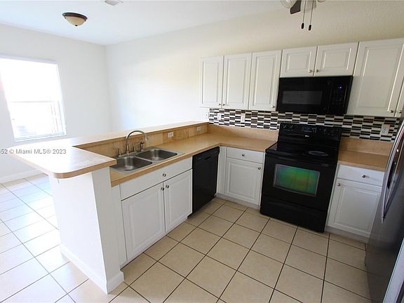 4th image of 22130 SW 93rd Place 2 #1-3-0