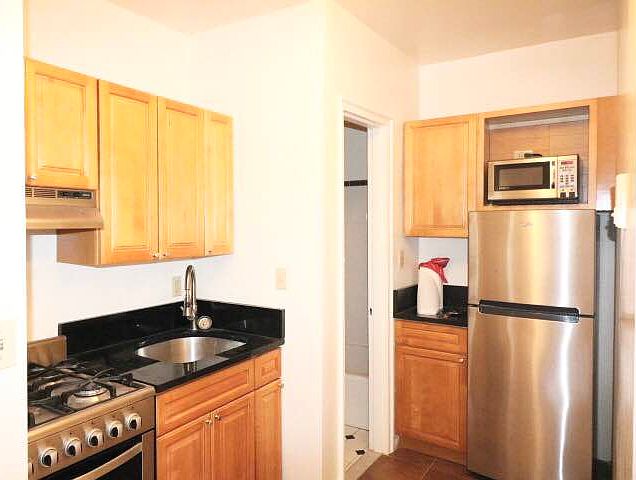 1st image of 134 W 74th St #1G