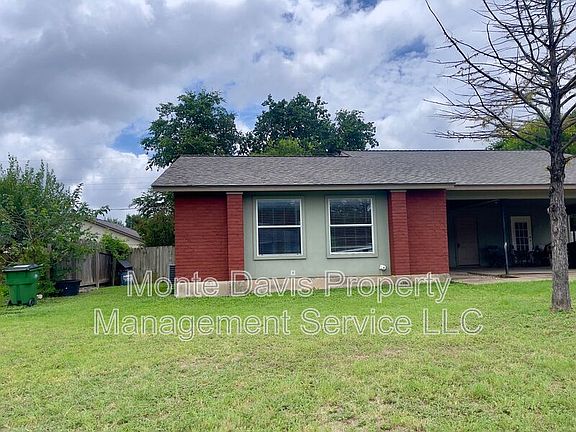 2nd image of 1101 Country Aire Dr #A