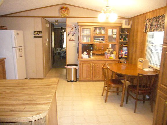 3rd image of 13055 Sunrise Lake Rd