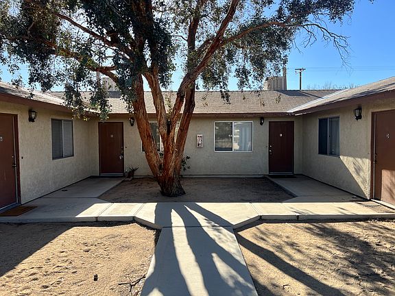 3rd image of 73451 Sun Valley Dr APT D