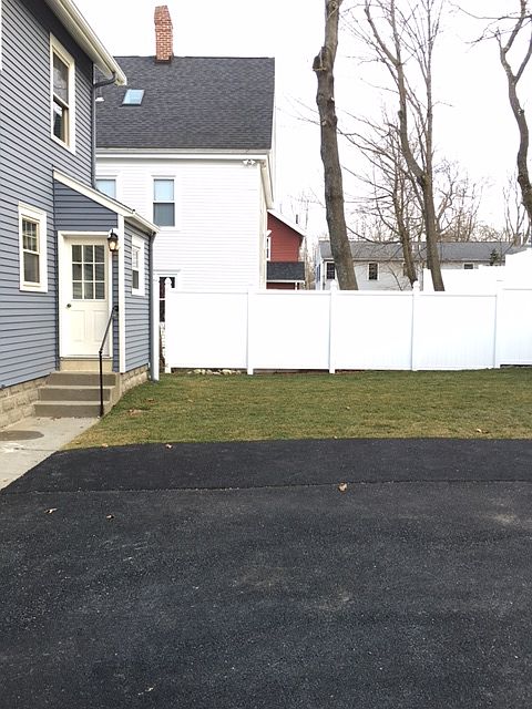 2nd image of 22 Sutherland Rd