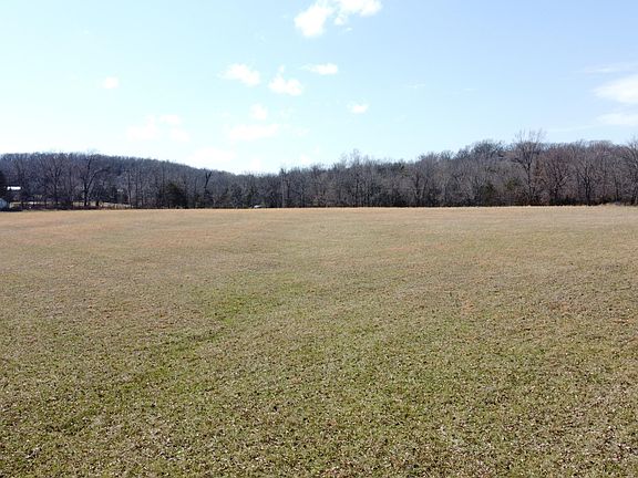 5th image of 1203 S Farm Road 241