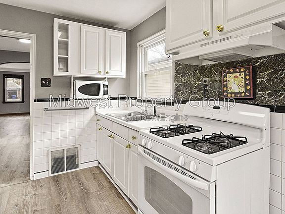 5th image of 249 S Hartnett Ave