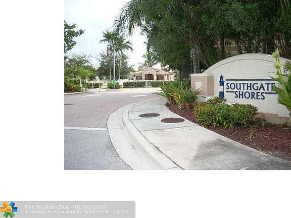 2nd image of 8659 N Southgate Shores Cir