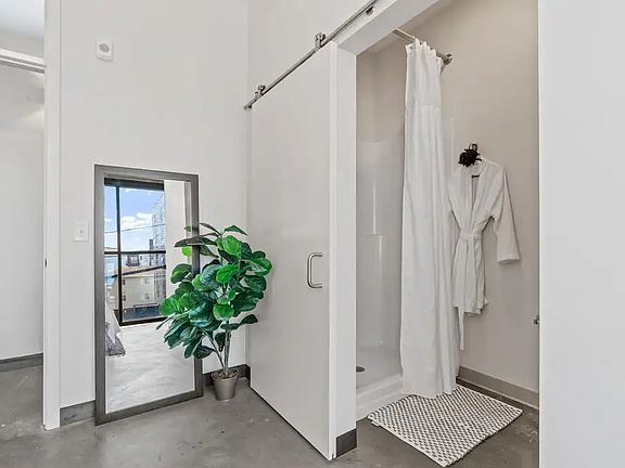 5th image of 2653 Essex St SE #204.4
