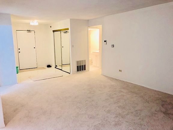 2nd image of 1194 E Nichols Rd Unit 8B