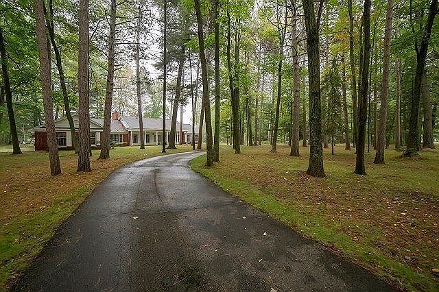 2nd image of N470 Fairland Cir