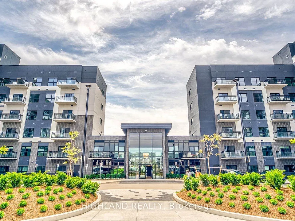 102 Grovewood Cmn #129