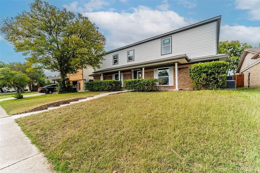 7 bed, 3900 sqft, $550 — Photo 2