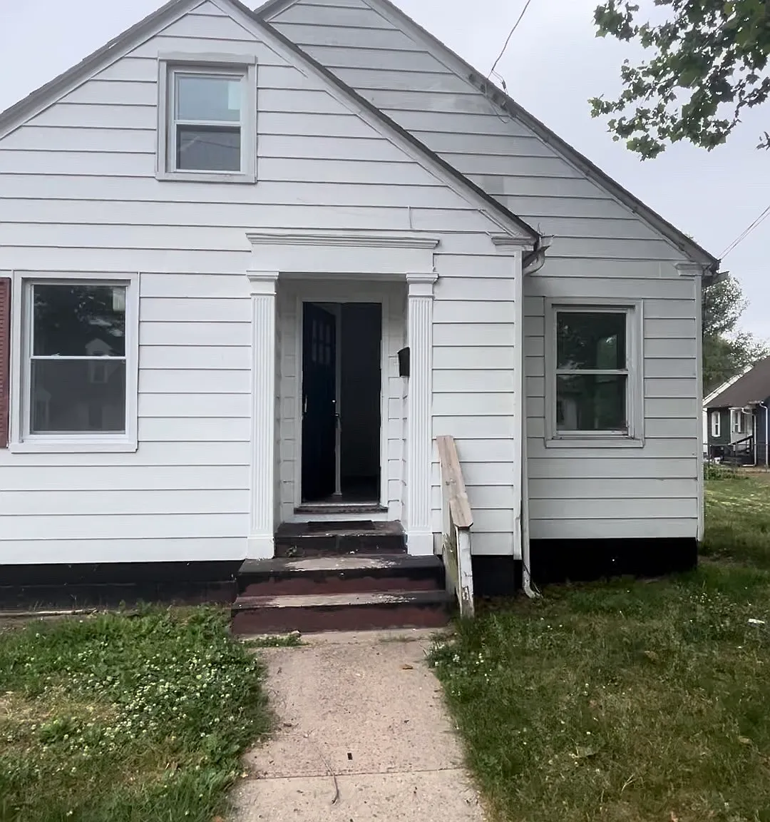 3 bed, $1,750 — Photo 1