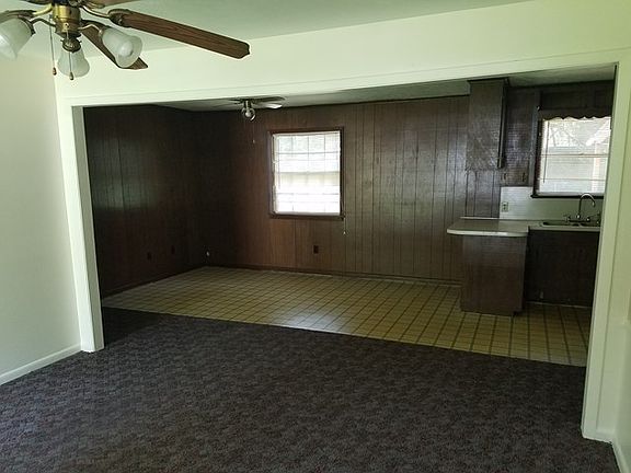 4th image of 1110 Mitchell Ave