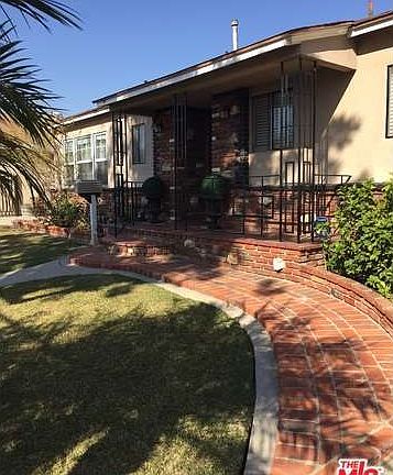 3rd image of 11927 Rose Hedge Dr