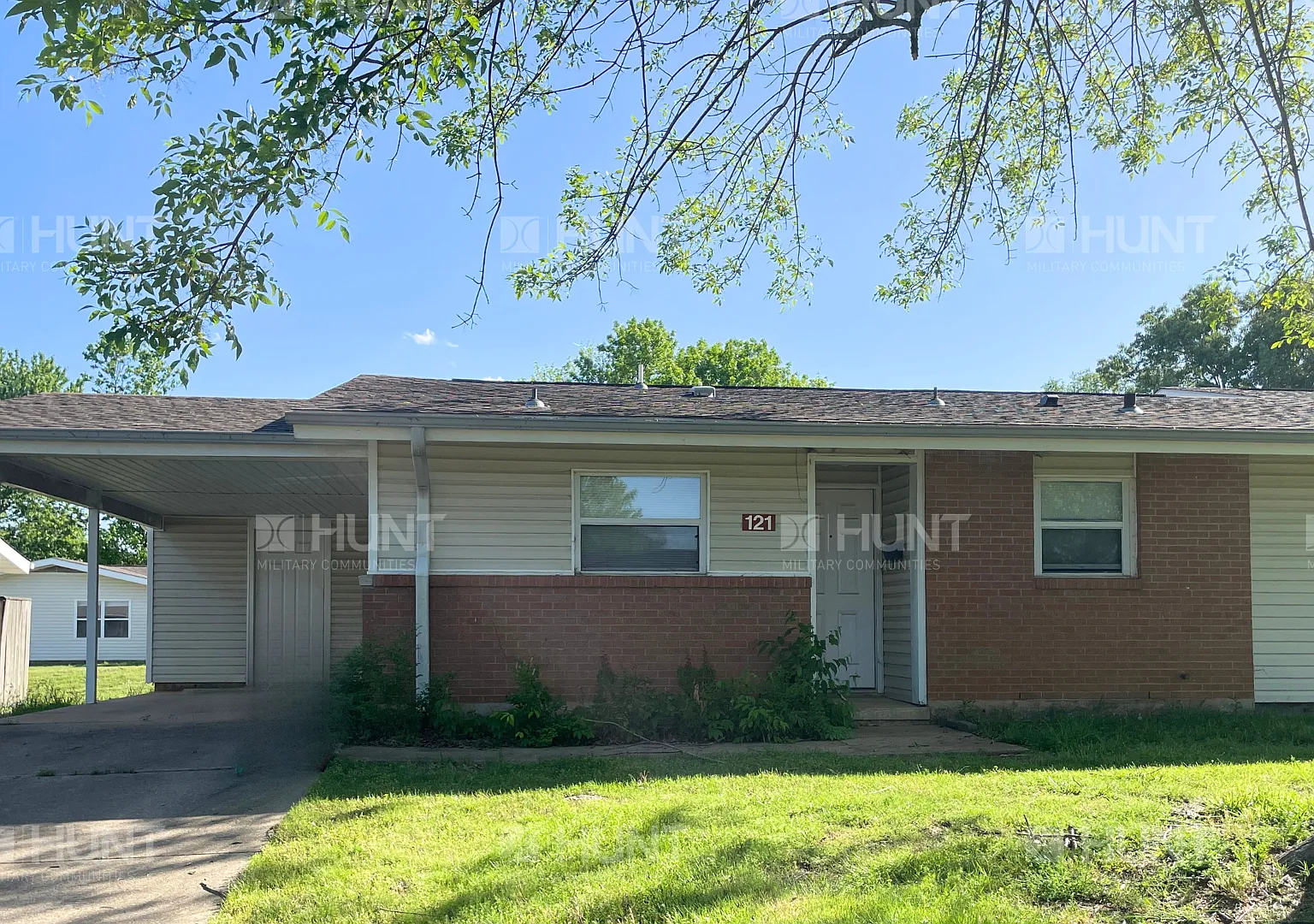 3 bed, 1064 sqft, $1,169 — Photo 1
