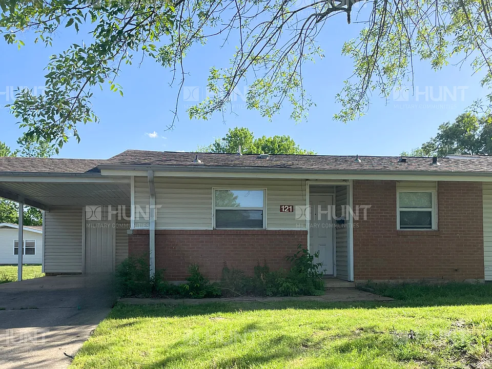121 Pennsylvania Dr