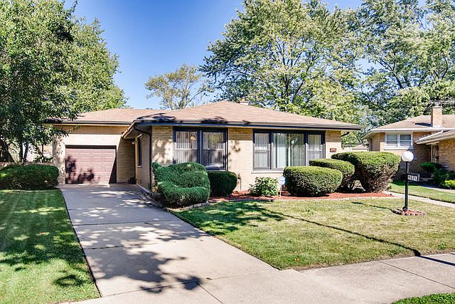1st image of 14621 Parkside Dr