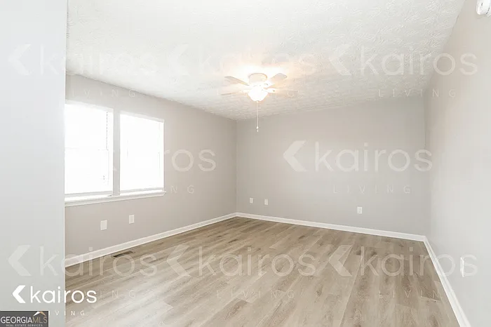 135 Fawn Dr — Photo 9
