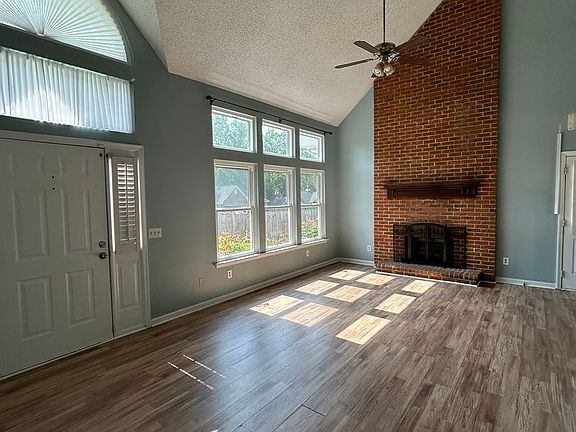 3rd image of 133 Darby Way
