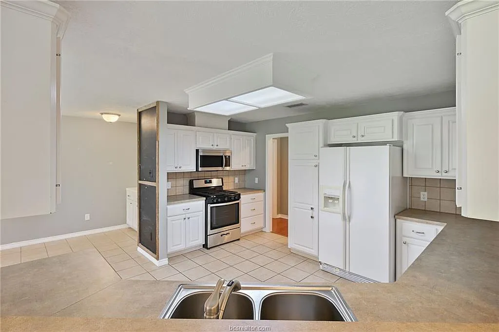 4406 Colony Chase Drive - 1 — Photo 3