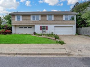54 Royat St, Long Beach, NY 11561
