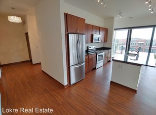 11295 N Cedarburg Rd #13624627, Mequon, WI 53092