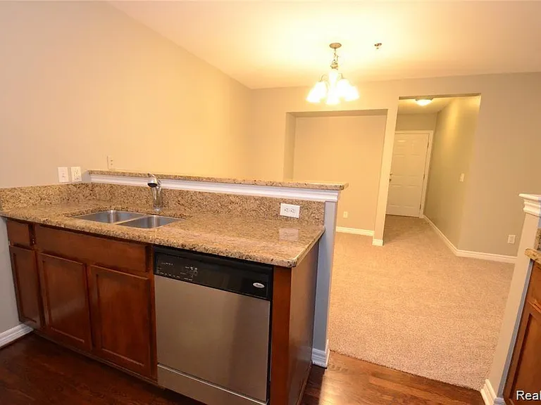 263 S Village Way #23 — Photo 16
