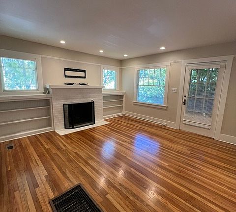5th image of 609 Homer Ave