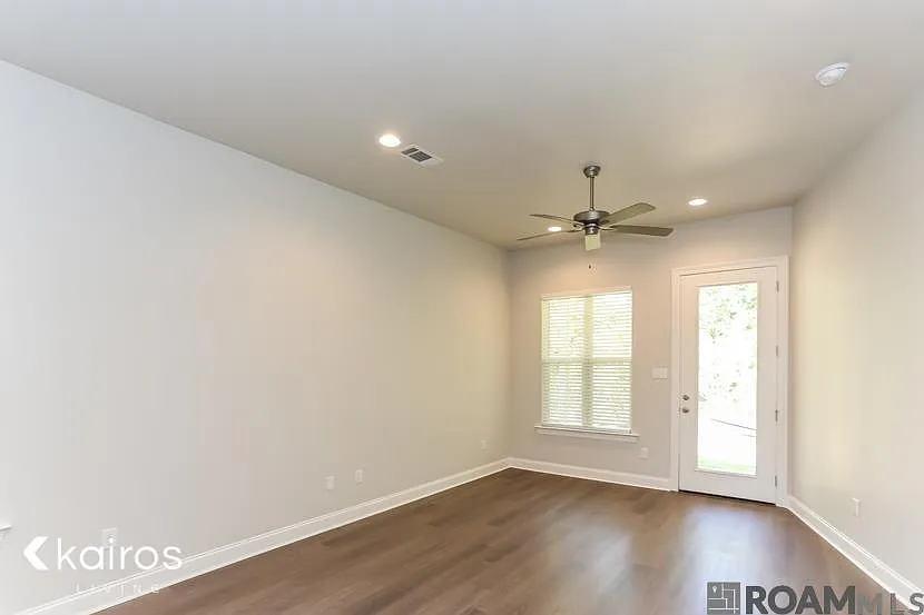 3 bed, 1505 sqft, $1,925 — Photo 3