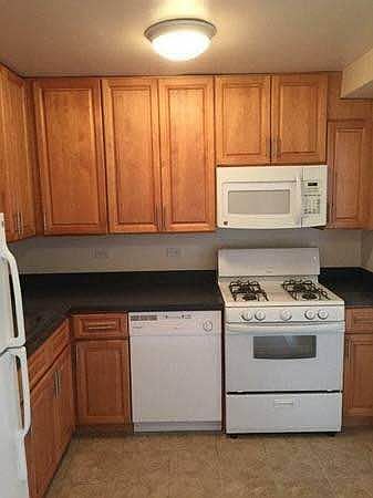 1st image of 24510 Grand Central Pkwy APT 7K