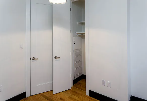 Rented by Nooklyn NYC LLC | media 38